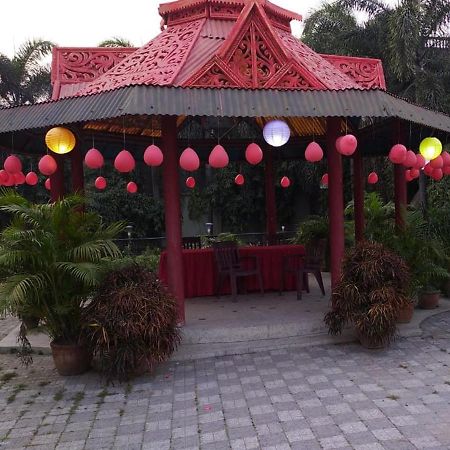 Hotel Sangam Baharampur Ngoại thất bức ảnh