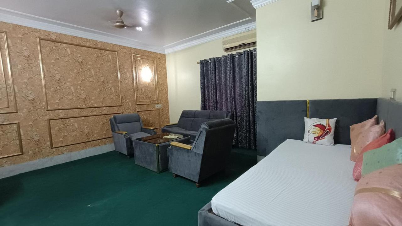 Hotel Sangam Baharampur Ngoại thất bức ảnh