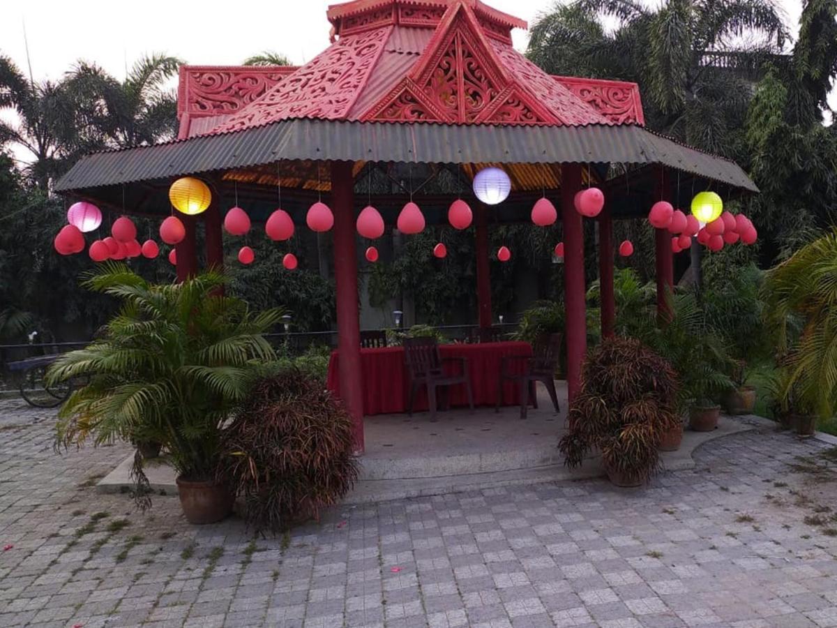 Hotel Sangam Baharampur Ngoại thất bức ảnh